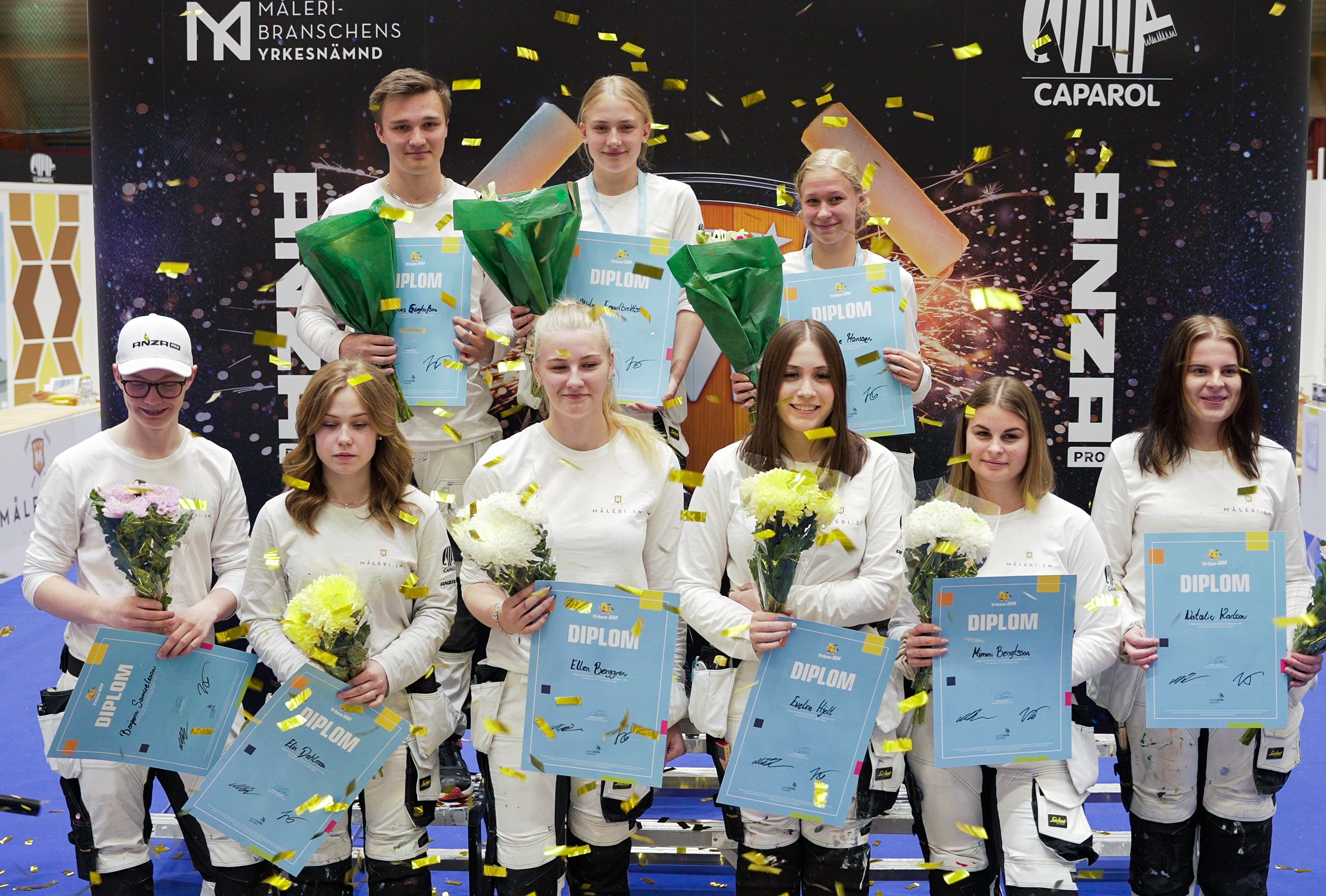 Samtliga tävlande i Måleri-SM. (fr v: Benjamin Samuelsson, Linköping, Elin Dahlman, Falun, Marcus Gustafsson, Rättvik, Ellen Berggren, Växjö, Wilma Samuelsson, Lidköping, Evelina Hjelt, Kristianstad, Céline Hansen, Lidköping, Mimmi Bengtsson, Varberg, och Natalie Karlsson, Gävle.